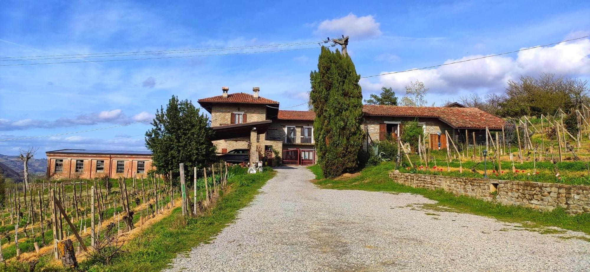Agriturismo Tenuta San Giuseppe Cossano Belbo Екстер'єр фото