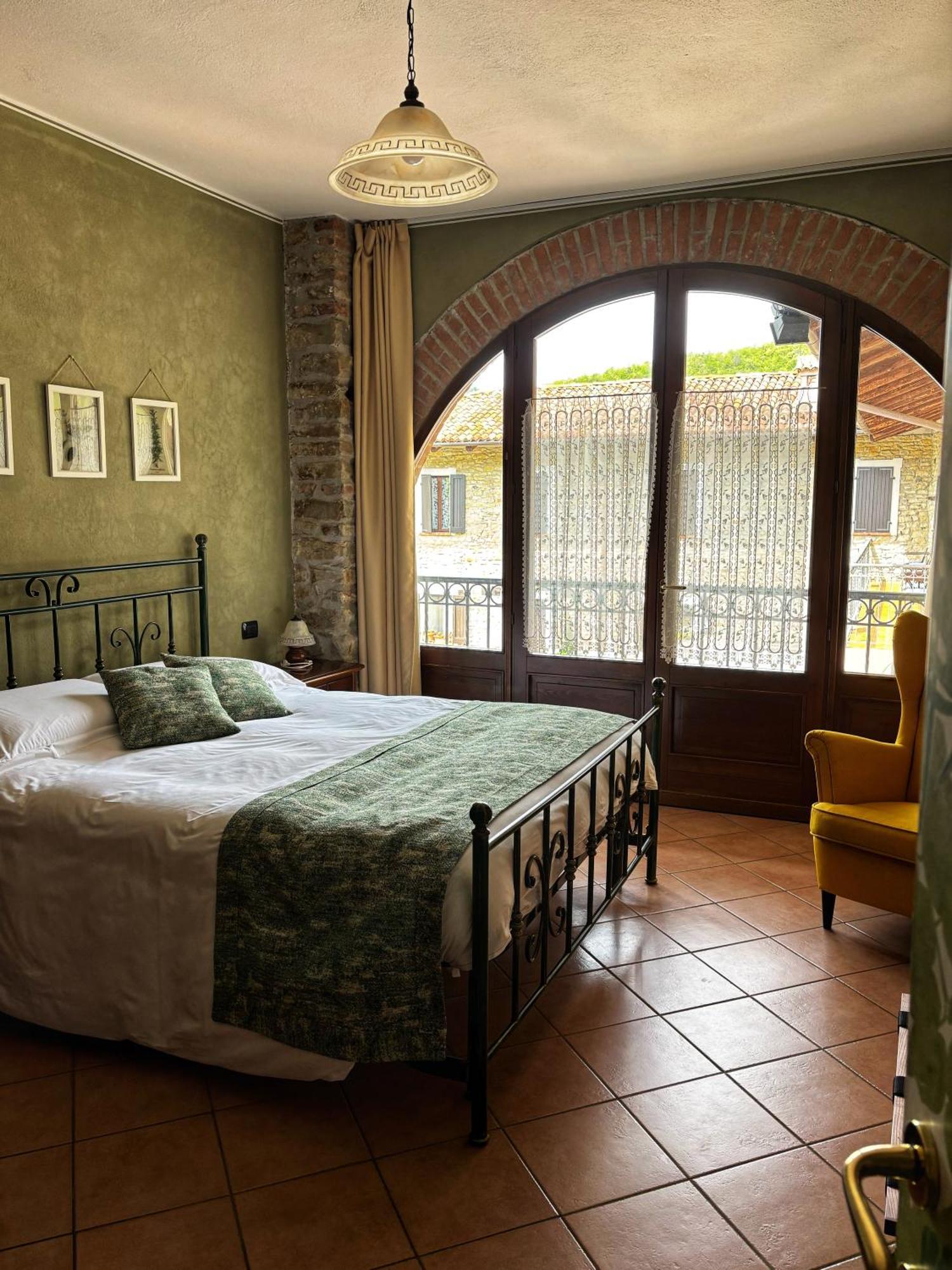 Agriturismo Tenuta San Giuseppe Cossano Belbo Екстер'єр фото